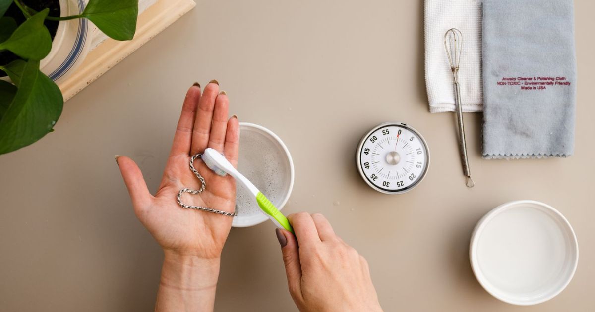 How to Clean Stainless Steel Jewelry