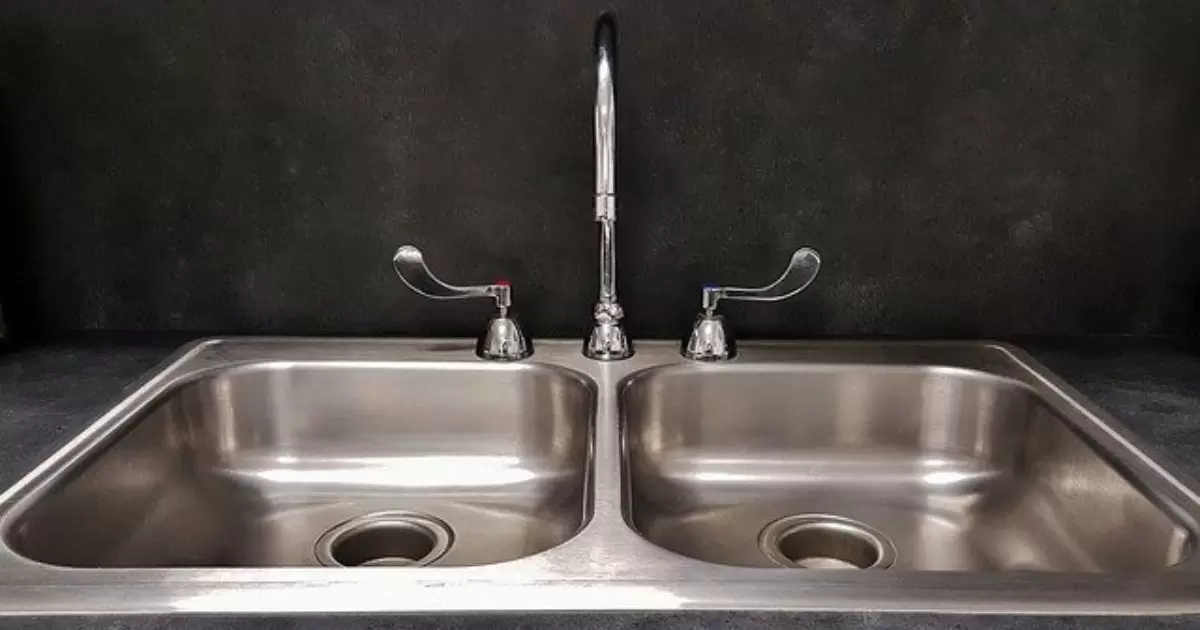 how to clean hard water stains from stainless steel sink